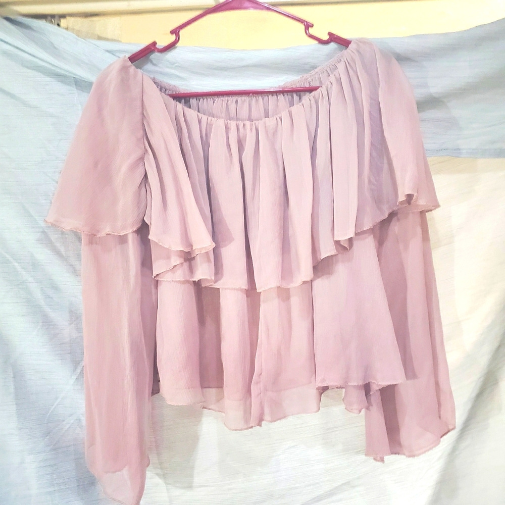 ♡Chiffon dusty rose crop top